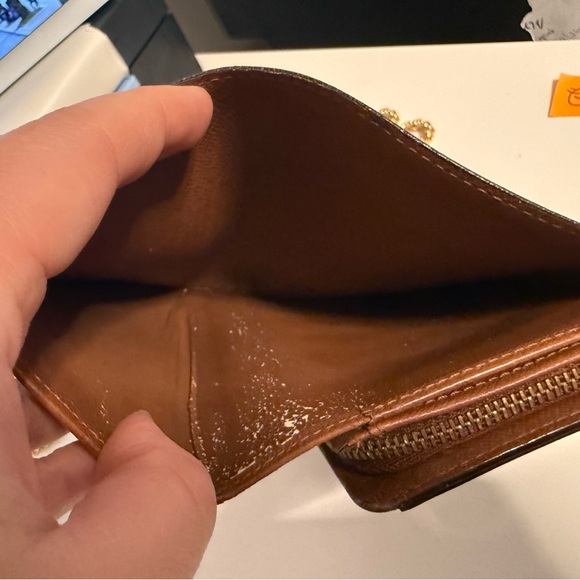 Louis Vuitton Tresor wallet in Monogram - Picture 11 of 16